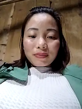 Ella-aa online show from 02-18-26, 07:48