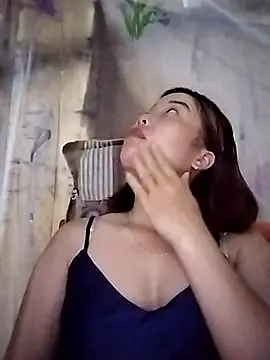 Ella-aa online show from 03-22-26, 09:40