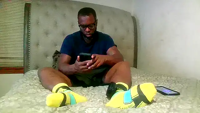 Karifrye online show from 02-14-26, 02:30