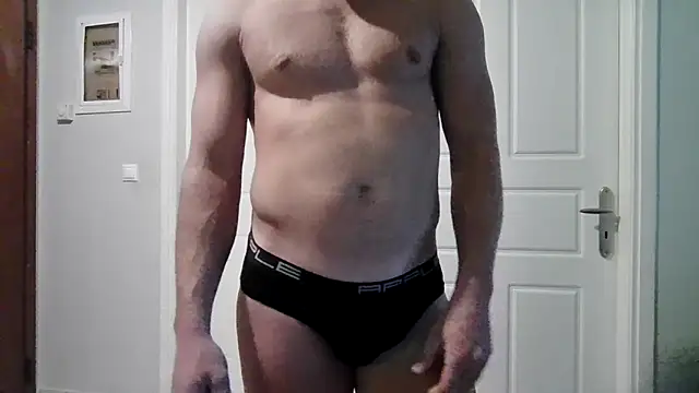 YoungforOld32 online show from 03-03-26, 01:39