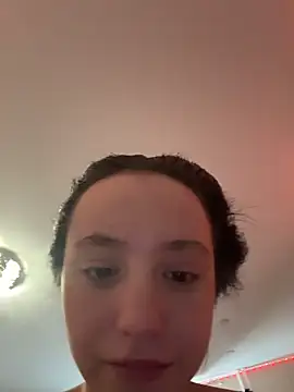 Snapshot of MiaTee chatting on 02-10-26, 03:54 MiaTee online show from 02-10-26, 03:54