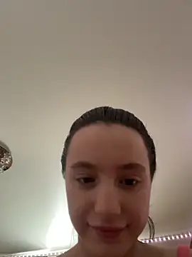 MiaTee online show from 03-06-26, 03:03