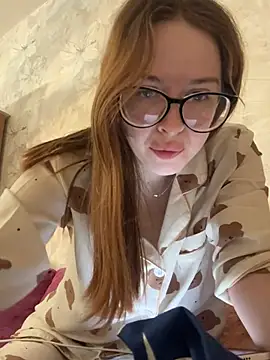 Snapshot of MalliSun chatting on 02-10-26, 03:27 MalliSun online show from 02-10-26, 03:27