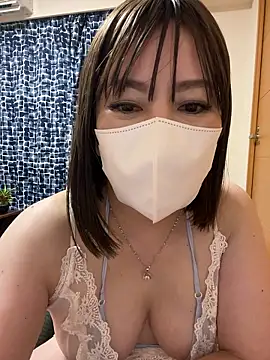 Mitsuco surflady online show from 04-28-26, 06:24