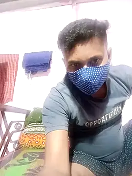 Snapshot of ROMASARKAR chatting on 02-14-26, 04:31 ROMASARKAR online show from 02-14-26, 04:31