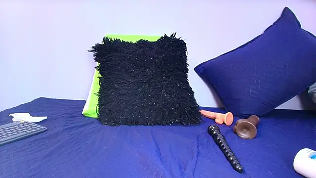 melany roberts  online show from 03-12-26, 03:12