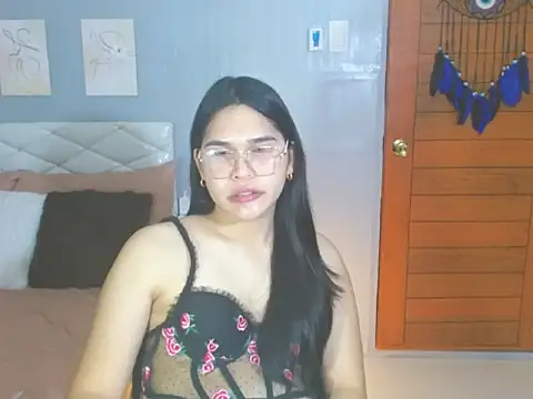 Snapshot of alianabrooks chatting on 02-09-26, 04:11 alianabrooks online show from 02-09-26, 04:11