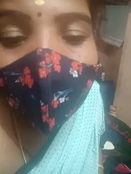 Snapshot of Madhusri_Tamil_Telugu chatting on 02-14-26, 11:01 Madhusri Tamil Telugu online show from 02-14-26, 11:01