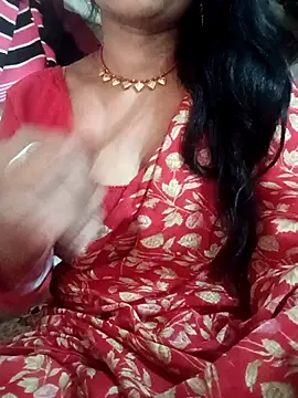 Snapshot of Lovely_sima chatting on 02-15-26, 09:30 Lovely sima online show from 02-15-26, 09:30