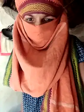 Snapshot of Lovely_sima chatting on 02-27-26, 04:34 Lovely sima online show from 02-27-26, 04:34