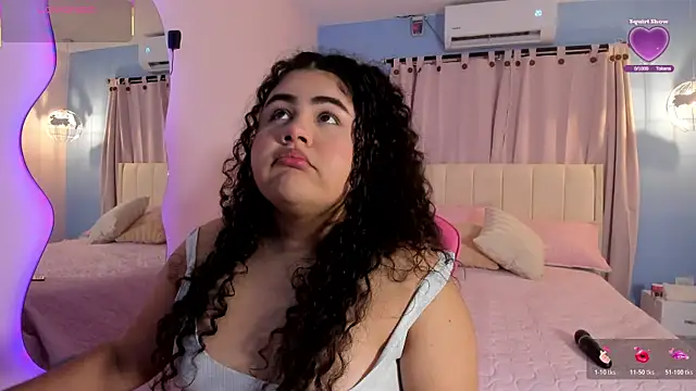 Snapshot of LOU_22_ chatting on 02-08-26, 01:58 LOU 22 online show from 02-08-26, 01:58