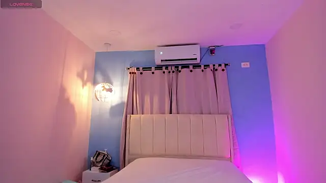 Snapshot of LOU_22_ chatting on 03-04-26, 12:55 LOU 22 online show from 03-04-26, 12:55