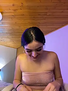 Snapshot of Valery_pink18 chatting on 02-15-26, 01:02 Valery pink18 online show from 02-15-26, 01:02