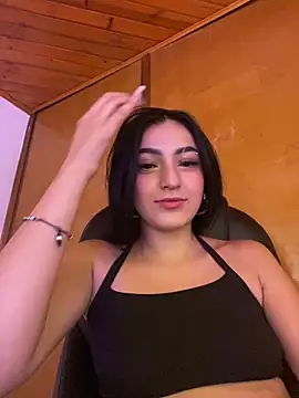 Snapshot of Valery_pink18 chatting on 02-20-26, 06:26 Valery pink18 online show from 02-20-26, 06:26