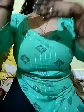 Snapshot of PARI51 chatting on 02-11-26, 07:41 PARI51 online show from 02-11-26, 07:41