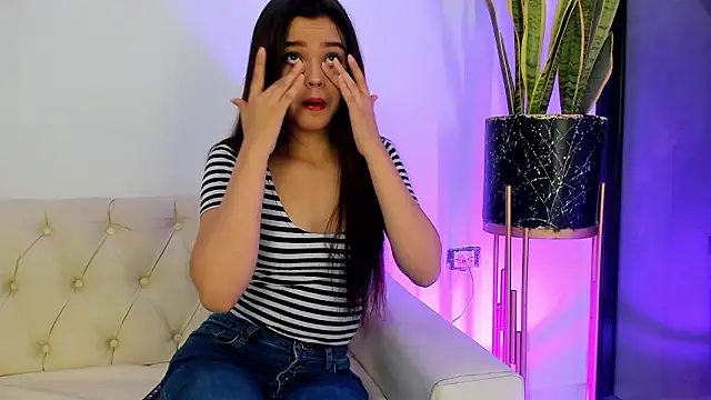 Snapshot of liorah_wolf chatting on 02-13-26, 07:54 liorah wolf online show from 02-13-26, 07:54