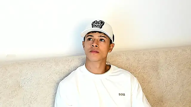 Snapshot of _Alex_Colton chatting on 02-09-26, 10:14 Alex Colton online show from 02-09-26, 10:14