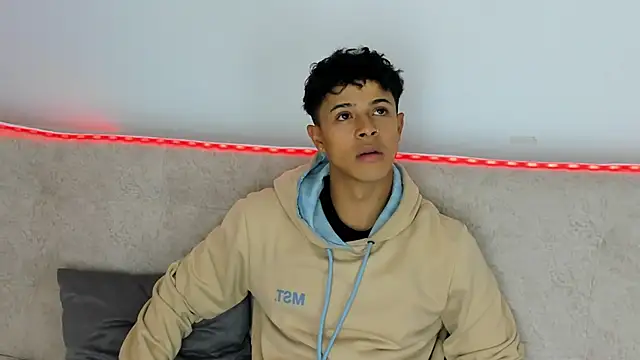 Snapshot of _Alex_Colton chatting on 03-02-26, 10:16 Alex Colton online show from 03-02-26, 10:16