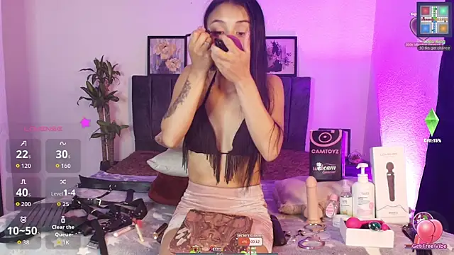 Petite pepper online show from 05-27-26, 12:46