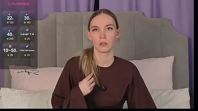 NikkiRyx online show from 04-02-26, 07:44