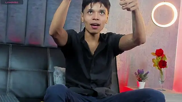 Alejandroo Montenegro online show from 03-27-26, 09:58