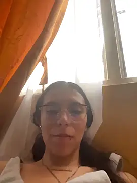 Snapshot of MayteLove chatting on 02-04-26, 10:04 MayteLove online show from 02-04-26, 10:04