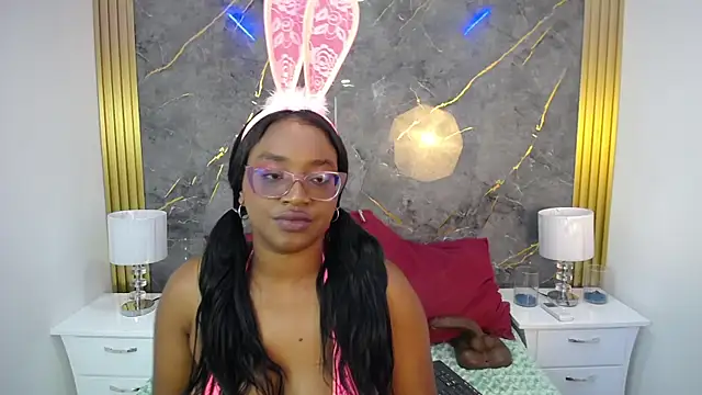 JORDAN MOOR online show from 04-01-26, 01:41