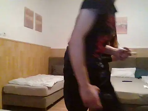 Snapshot of editke chatting on 03-21-26, 08:12 editke online show from 03-21-26, 08:12