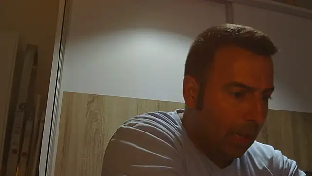Snapshot of VanillaTime78-Jorge chatting on 07-26-26, 07:43 VanillaTime78-Jorge online show from 07-26-26, 07:43