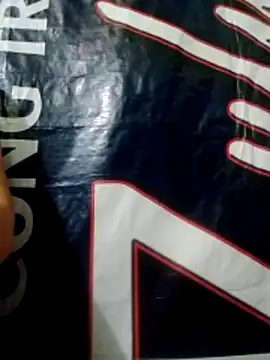 Snapshot of YIYI-502 chatting on 03-04-26, 02:12 YIYI-502 online show from 03-04-26, 02:12