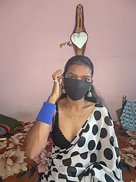 Snapshot of hot_kimaya chatting on 07-15-26, 12:21 hot kimaya online show from 07-15-26, 12:21