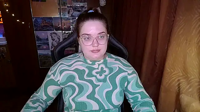 Teasing Dora online show from 02-03-26, 11:54