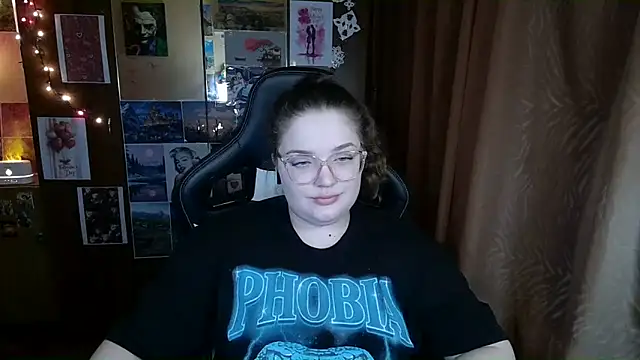 Teasing Dora online show from 02-14-26, 12:07