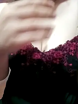 Ladyly99 online show from 05-12-26, 03:20