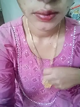 Snapshot of khushi_rawat chatting on 02-07-26, 02:37 khushi rawat online show from 02-07-26, 02:37