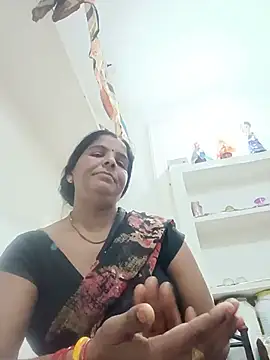 Snapshot of punamji_sexe chatting on 06-01-26, 12:07 punamji sexe online show from 06-01-26, 12:07