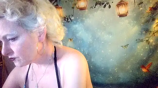 Blondie the librarian online show from 05-09-26, 01:11