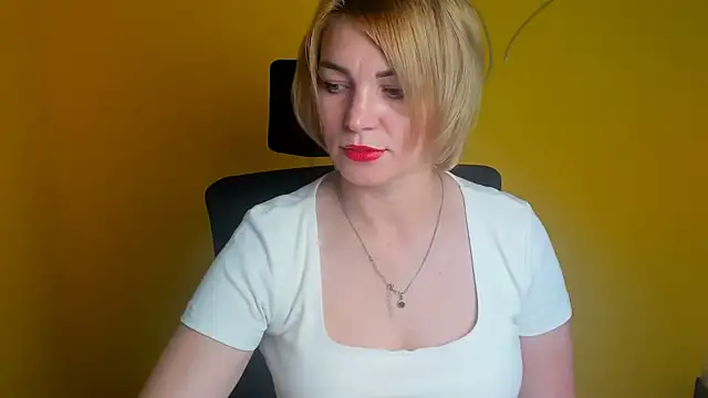 CuttieEmma online show from 07-03-26, 11:49