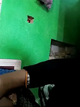 Priyakoli4568 online show from 04-16-26, 07:53