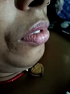 Priyakoli4568 online show from 05-14-26, 04:36