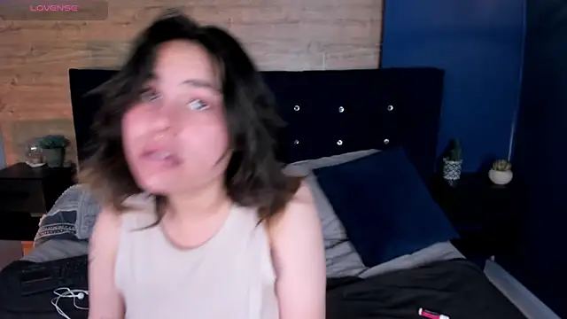 Kennya Rodriguez online show from 03-05-25, 04:34