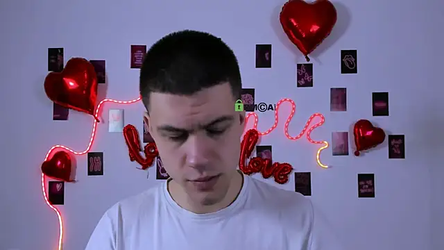 Snapshot of neo_raze chatting on 02-15-26, 07:43 neo raze online show from 02-15-26, 07:43