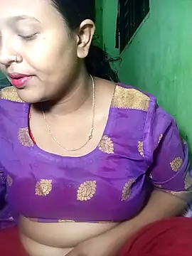 Romantic-Couple999 online show from 02-19-26, 04:36