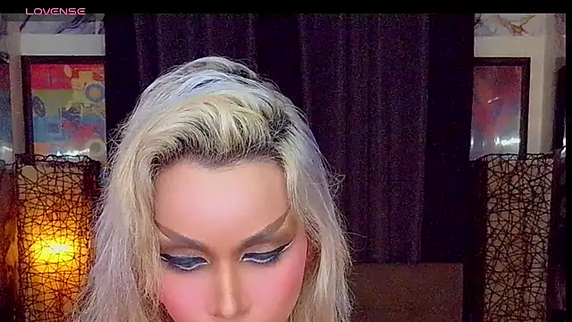 Snapshot of SeductiveSamanthaTS chatting on 07-15-26, 08:25 SeductiveSamanthaTS online show from 07-15-26, 08:25
