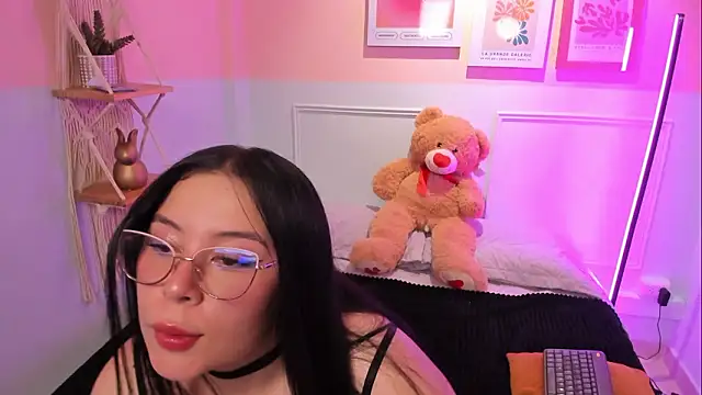 Snapshot of Dafne_Grace chatting on 02-07-26, 11:03 Dafne Grace online show from 02-07-26, 11:03