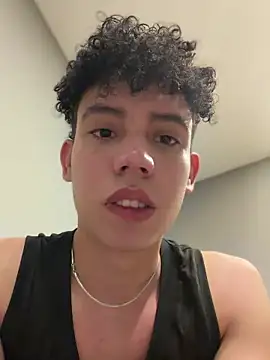 Snapshot of yoursexyjose chatting on 06-12-26, 08:52 yoursexyjose online show from 06-12-26, 08:52