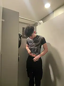 Snapshot of yoursexyjose chatting on 07-05-26, 03:52 yoursexyjose online show from 07-05-26, 03:52