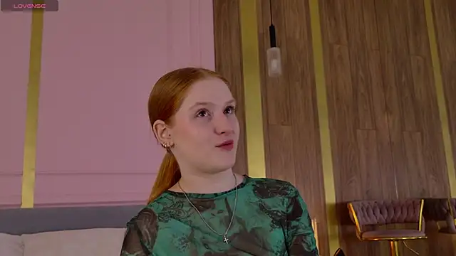 AmandaWatts online show from 04-17-26, 10:18