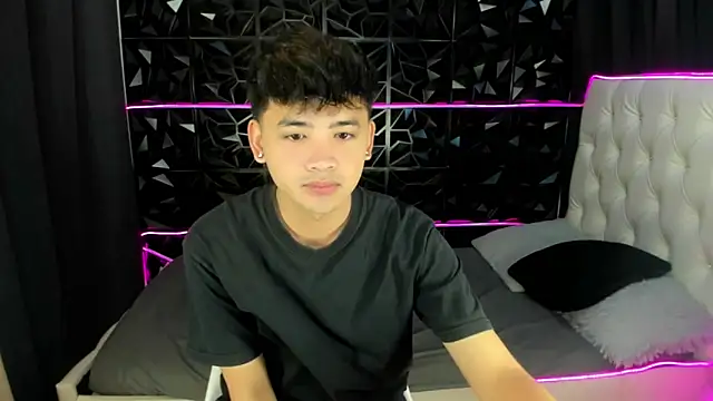 Snapshot of spoiledmycock chatting on 02-05-26, 03:22 spoiledmycock online show from 02-05-26, 03:22