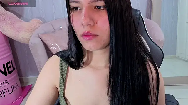 Snapshot of Isabellanoir_a chatting on 02-05-26, 07:51 Isabellanoir a online show from 02-05-26, 07:51